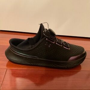 UA SlipSpeed - Black, Men Size 8